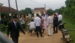 Vụ chặn xe cưới đòi nợ tiền NTM: Nếu buộc xin lỗi, lãnh đạo thôn từ chức